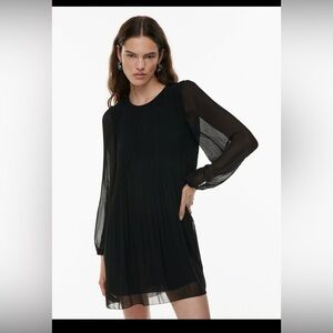Wilfred
Daydreamer Mini Dress